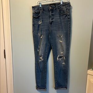 Judy Blue Boyfriend Jeans